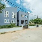 Two-bedroom In Verunic *