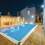 Two-bedroom In Verunic * Veli Rat