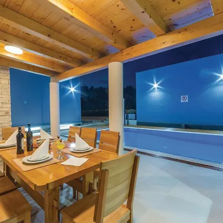 Two-bedroom In Verunic