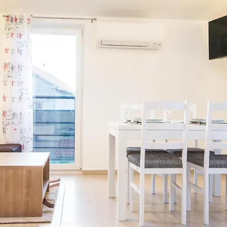 Two-bedroom In Verunic