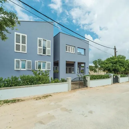 Two-bedroom In Verunic *