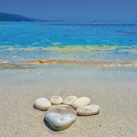 Two-bedroom In Verunic * Veli Rat