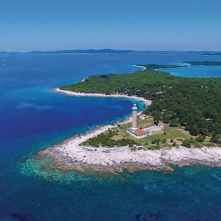 Two-bedroom In Verunic Lägenhet *