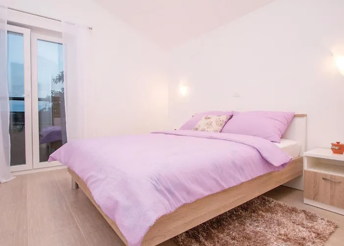 Lägenhet Two-bedroom In Verunic *