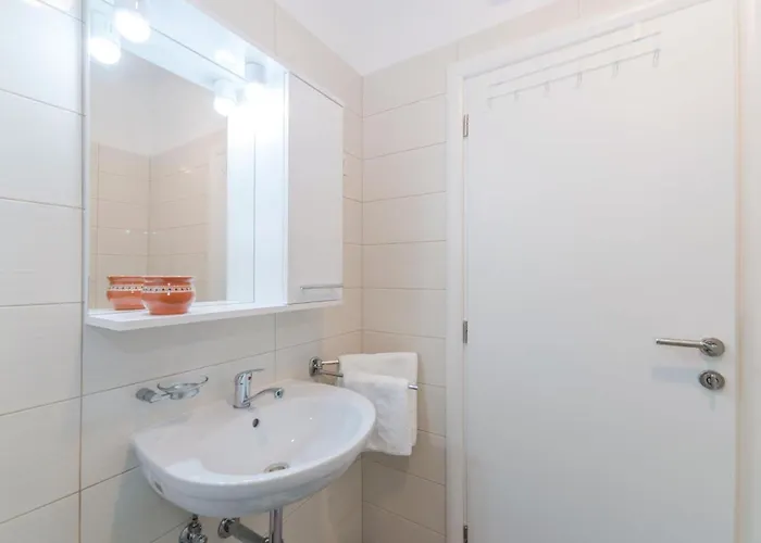 Two-bedroom In Verunic Lägenhet Veli Rat